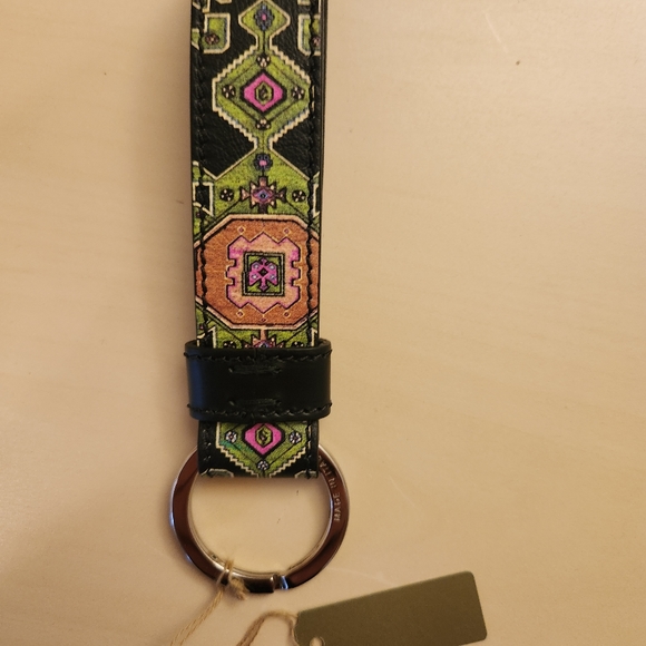 Givenchy keychain - Picture 2 of 4